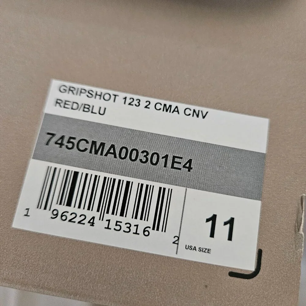 Lacoste Mens Gripshot Sneaker Size 11 NEW with box No Longer Available Anywhere - Picture 4 of 4